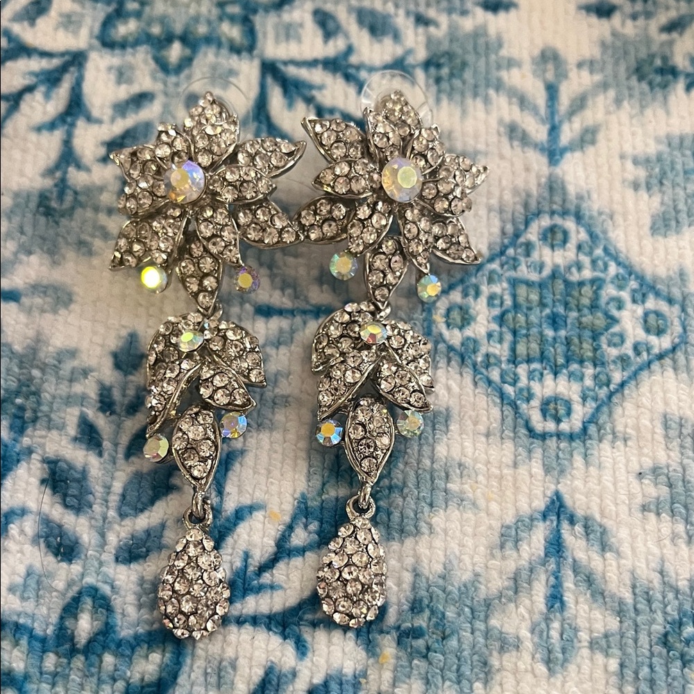 Elegant Silver Floral Drop Earrings